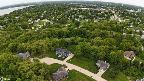 11 Stoneridge Drive Keokuk IA 52632