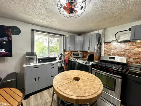 4082,4084,4086 Lakeshore Drive Brooklyn IA 52211