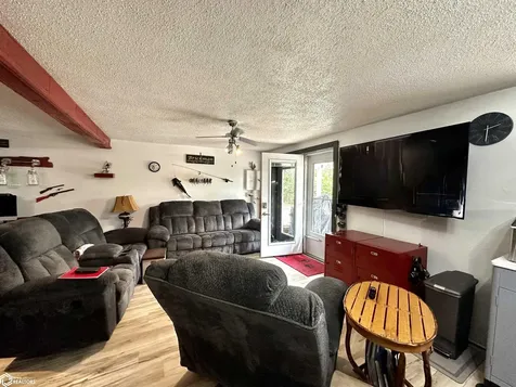 4082,4084,4086 Lakeshore Drive Brooklyn IA 52211
