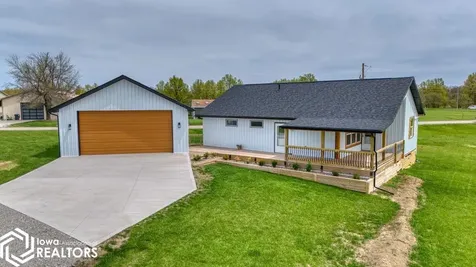 12241 Apache Drive Moravia IA 52571