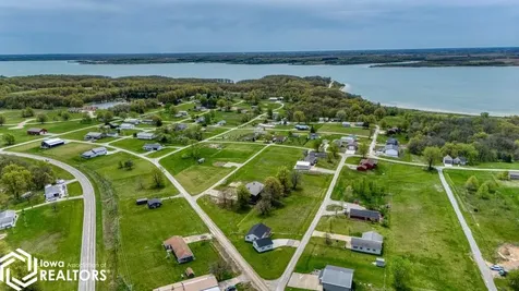 12241 Apache Drive Moravia IA 52571