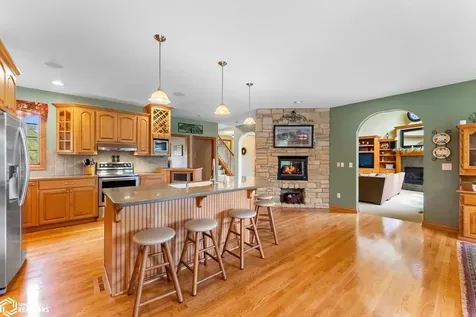 1402 Ridgeview Court Washington IA 52353