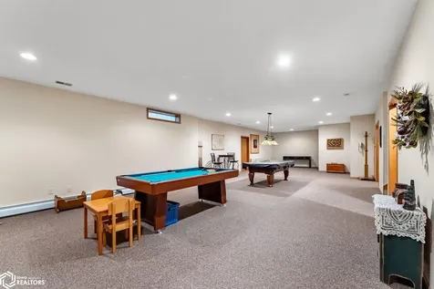 1402 Ridgeview Court Washington IA 52353