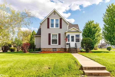 1510 Summit Street Marshalltown IA 50158