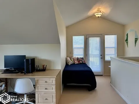 50 E Golden Lane Fairfield IA 52556