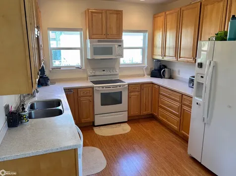 50 E Golden Lane Fairfield IA 52556