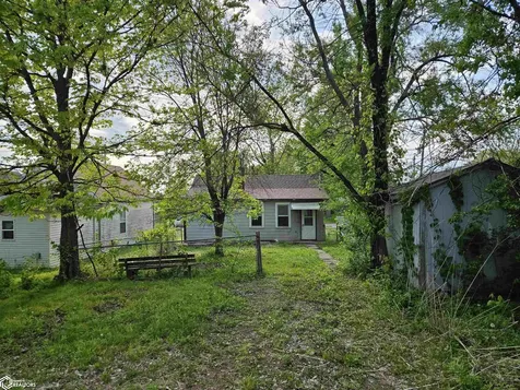 116 S Cherry Street Ottumwa IA 52501