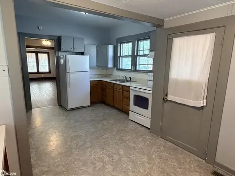 203 S D Street Fairfield IA 52556