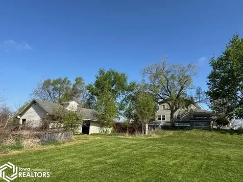 1814 175th Street Fairfield IA 52556