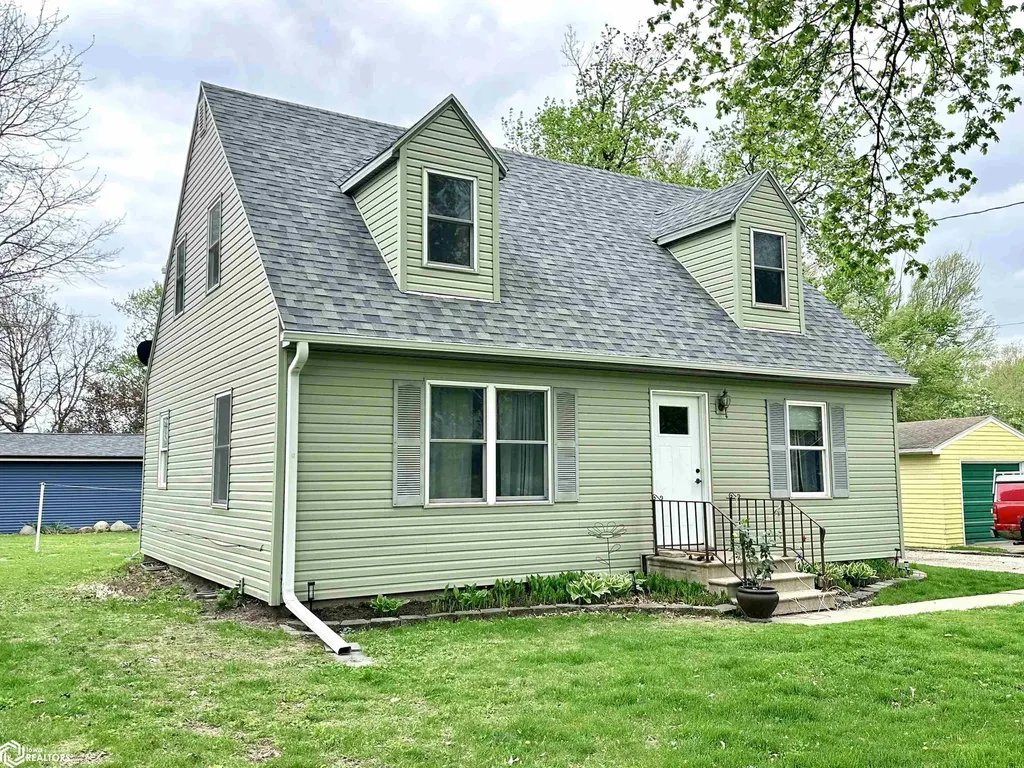 1842 4th Avenue Grinnell IA 50112