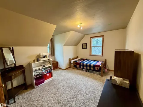 1842 4th Avenue Grinnell IA 50112