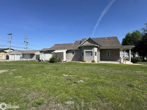 115 Swan Street West Burlington IA 52655