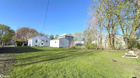 224 13th Street SE Mason City IA 50401