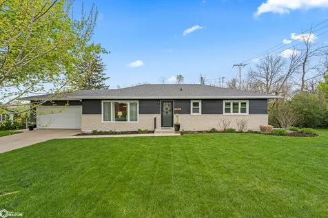 2501 Reyclif Drive Marshalltown IA 50158