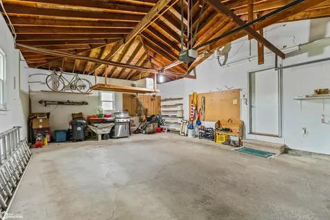 2501 Reyclif Drive Marshalltown IA 50158