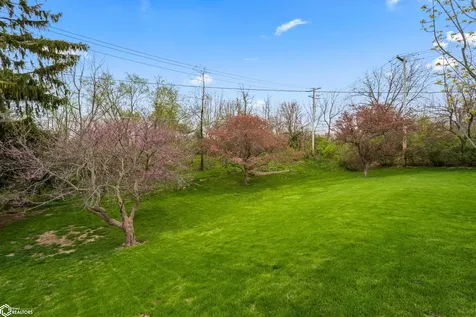 2501 Reyclif Drive Marshalltown IA 50158