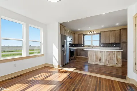 1088 Lexington Avenue Winfield IA 52659