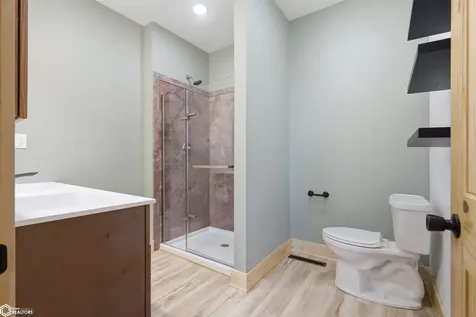 1088 Lexington Avenue Winfield IA 52659