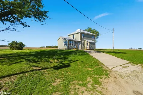 1088 Lexington Avenue Winfield IA 52659