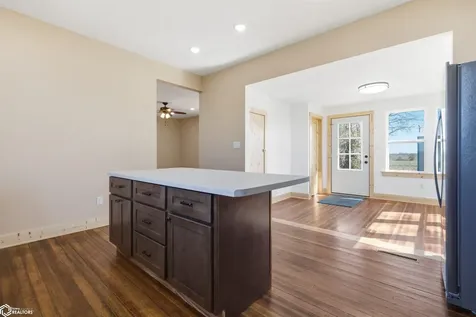 1088 Lexington Avenue Winfield IA 52659