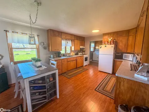 716 5th Avenue Ackley IA 50601