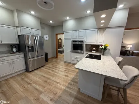 502 Kingman Circle Fairfield IA 52556
