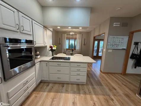 502 Kingman Circle Fairfield IA 52556