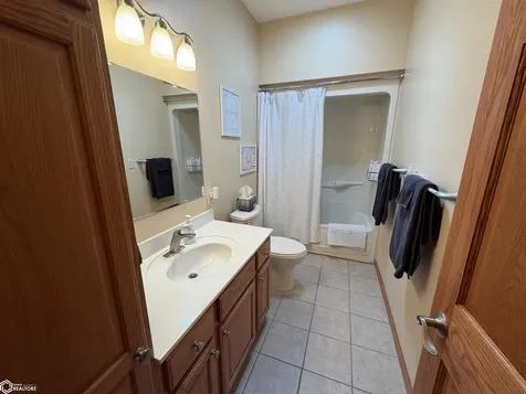 502 Kingman Circle Fairfield IA 52556