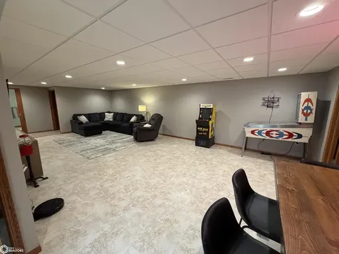 502 Kingman Circle Fairfield IA 52556