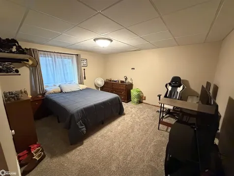502 Kingman Circle Fairfield IA 52556