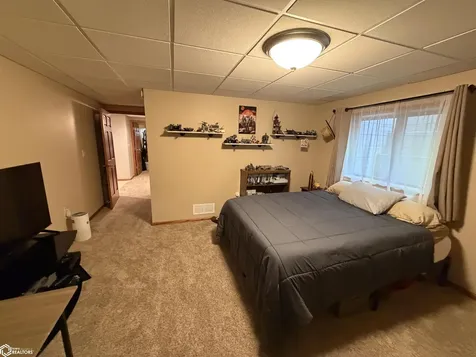 502 Kingman Circle Fairfield IA 52556