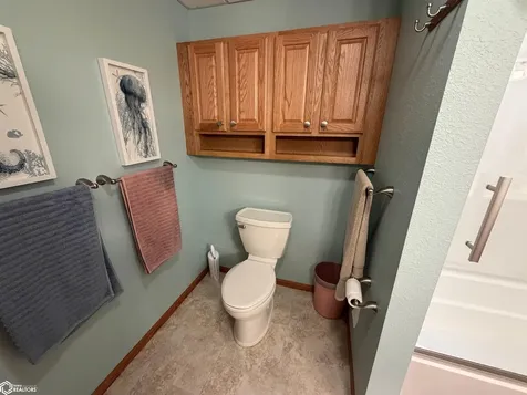502 Kingman Circle Fairfield IA 52556