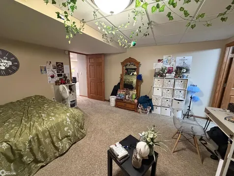 502 Kingman Circle Fairfield IA 52556