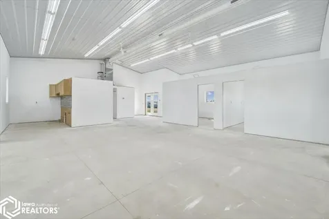 27186 Highway S33 Hubbard IA 50122