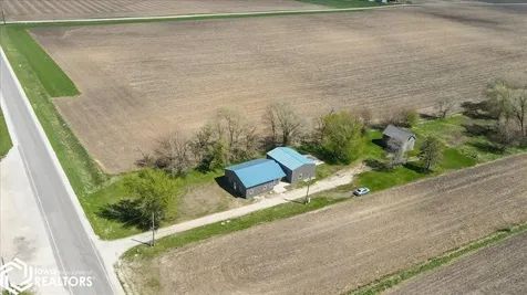 27186 Highway S33 Hubbard IA 50122