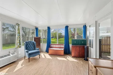 1403 Austin Place Marshalltown IA 50158