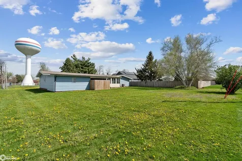 1403 Austin Place Marshalltown IA 50158