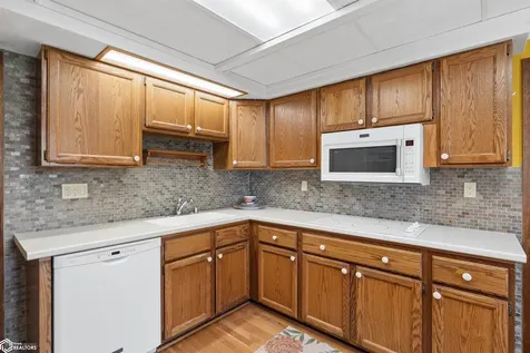 1403 Austin Place Marshalltown IA 50158
