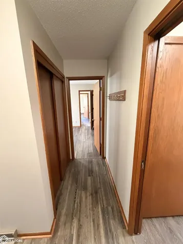 2128 W Bremer Avenue Waverly IA 50677