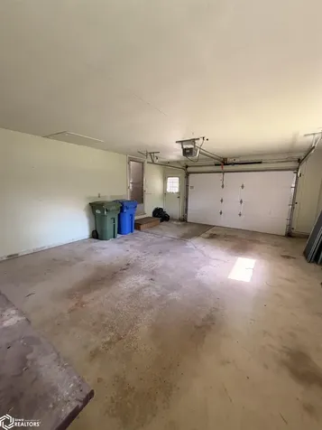 2128 W Bremer Avenue Waverly IA 50677