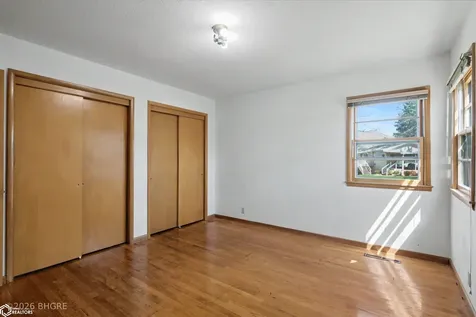 104 Cherry Street Marshalltown IA 50158