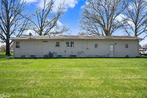 104 Cherry Street Marshalltown IA 50158
