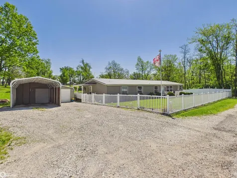2433 Garfield Avenue Keokuk IA 52632