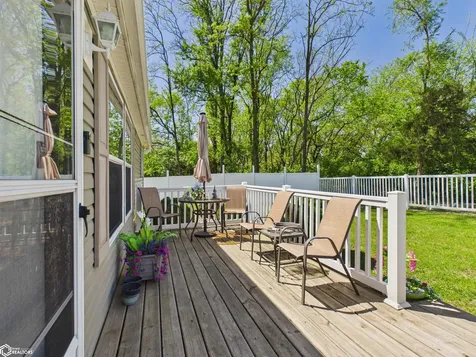 2433 Garfield Avenue Keokuk IA 52632