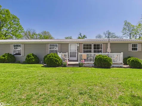 2433 Garfield Avenue Keokuk IA 52632