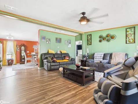 2433 Garfield Avenue Keokuk IA 52632
