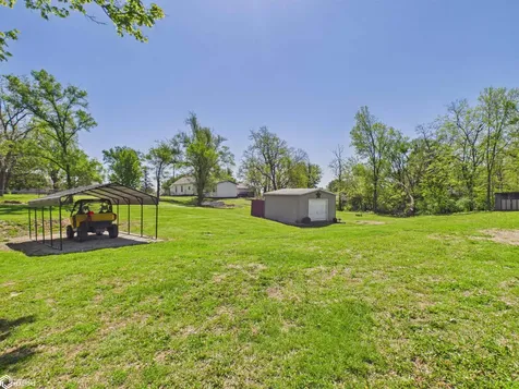 2433 Garfield Avenue Keokuk IA 52632