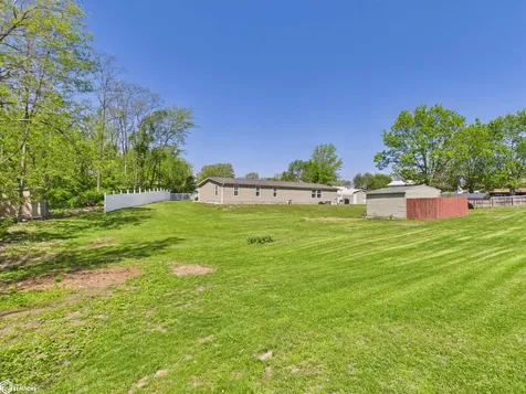 2433 Garfield Avenue Keokuk IA 52632
