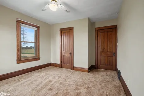6597 188th Street Sperry IA 52650