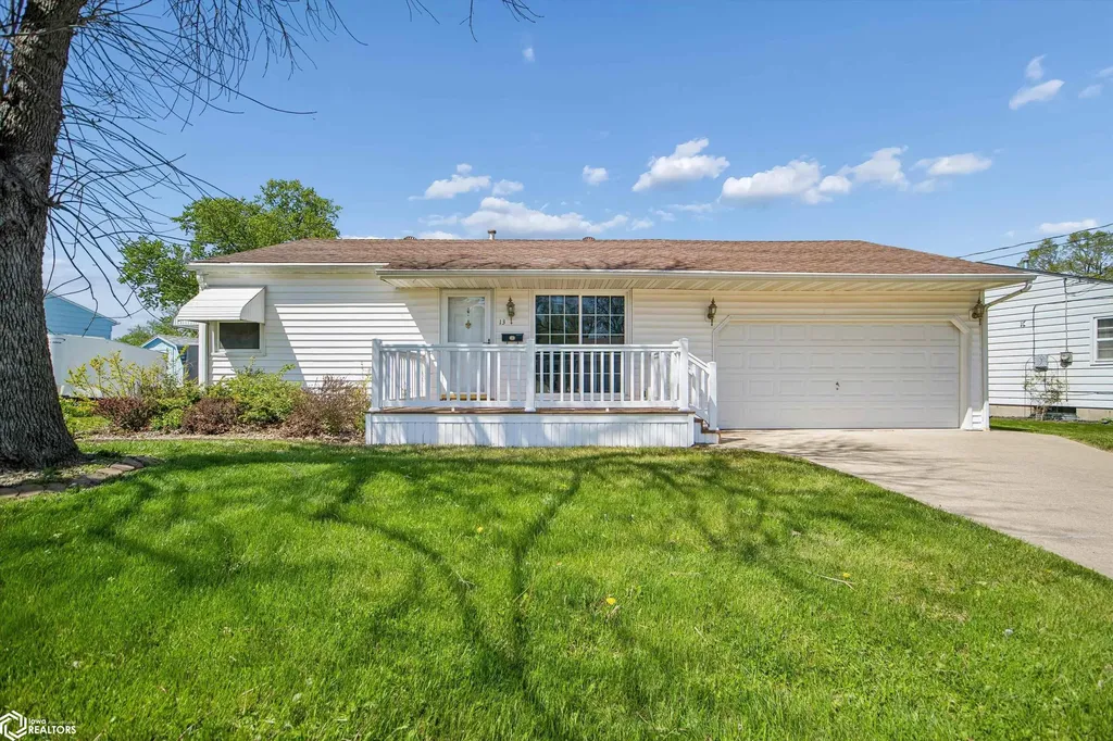 13 Friendly Lane Ottumwa IA 52501